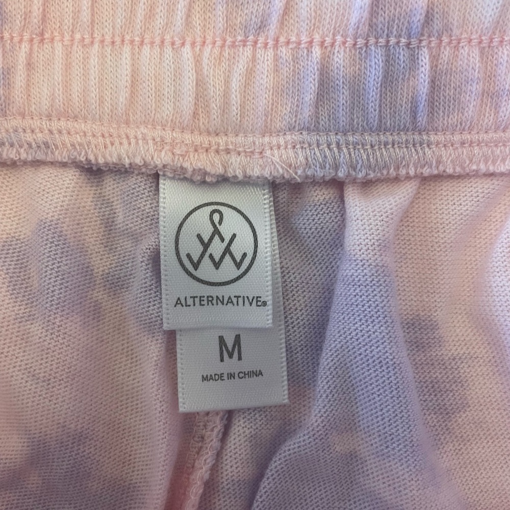 Alternative Tie Dye Shorts - Picture 2 of 3